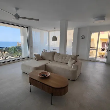 Penthouse Perpignan Апартаменты *